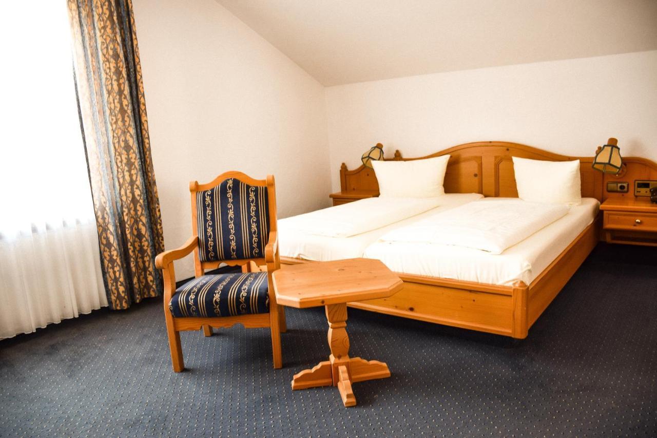 Hotel Bergwiesen - Zimmer Mit Balkon Oder Terasse Lohr Екстериор снимка