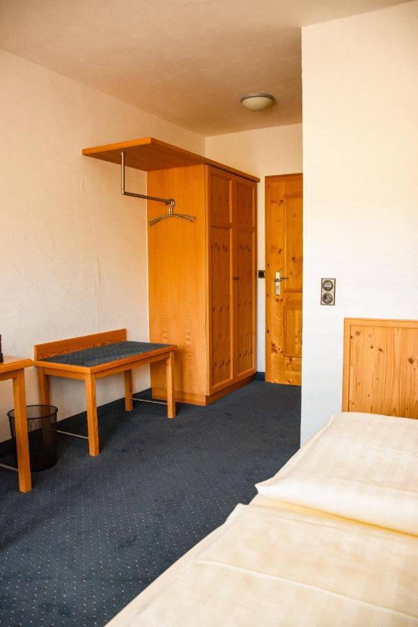 Hotel Bergwiesen - Zimmer Mit Balkon Oder Terasse Lohr Екстериор снимка