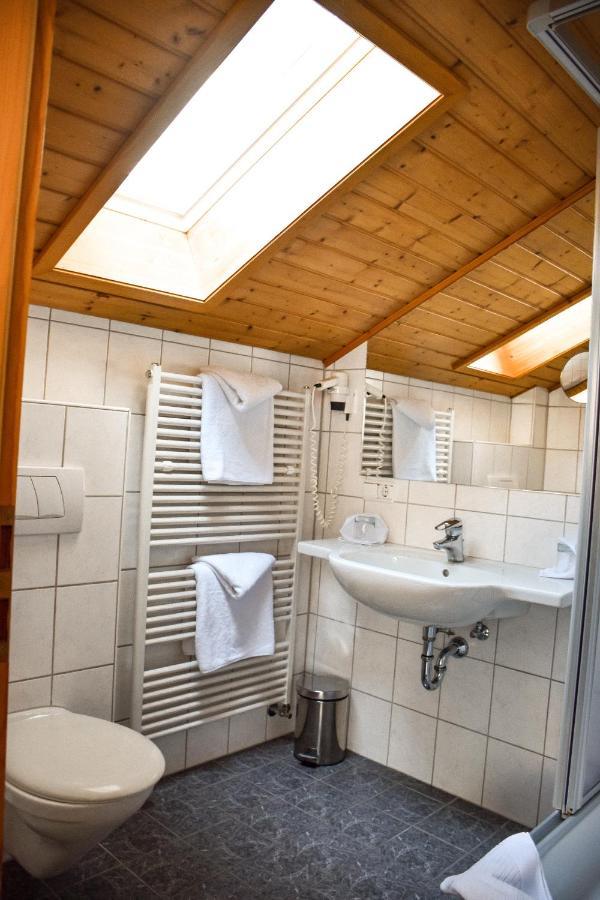 Hotel Bergwiesen - Zimmer Mit Balkon Oder Terasse Lohr Екстериор снимка